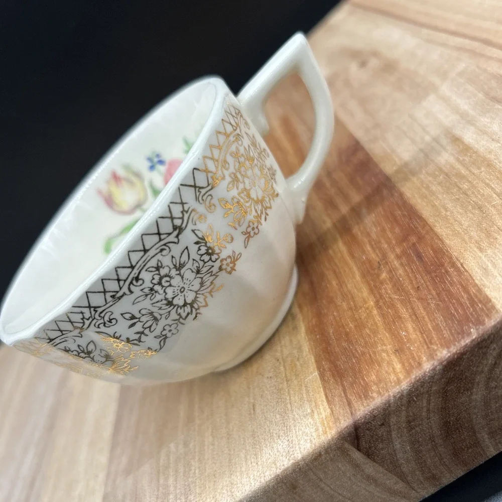 VINTAGE FAIRBANKS WARD SHARON 22 K.GOLD Teacup